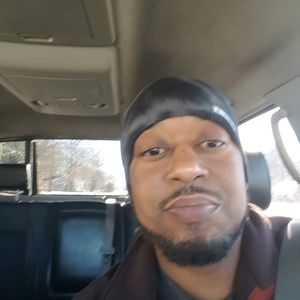 Meet your Posher, Dennis